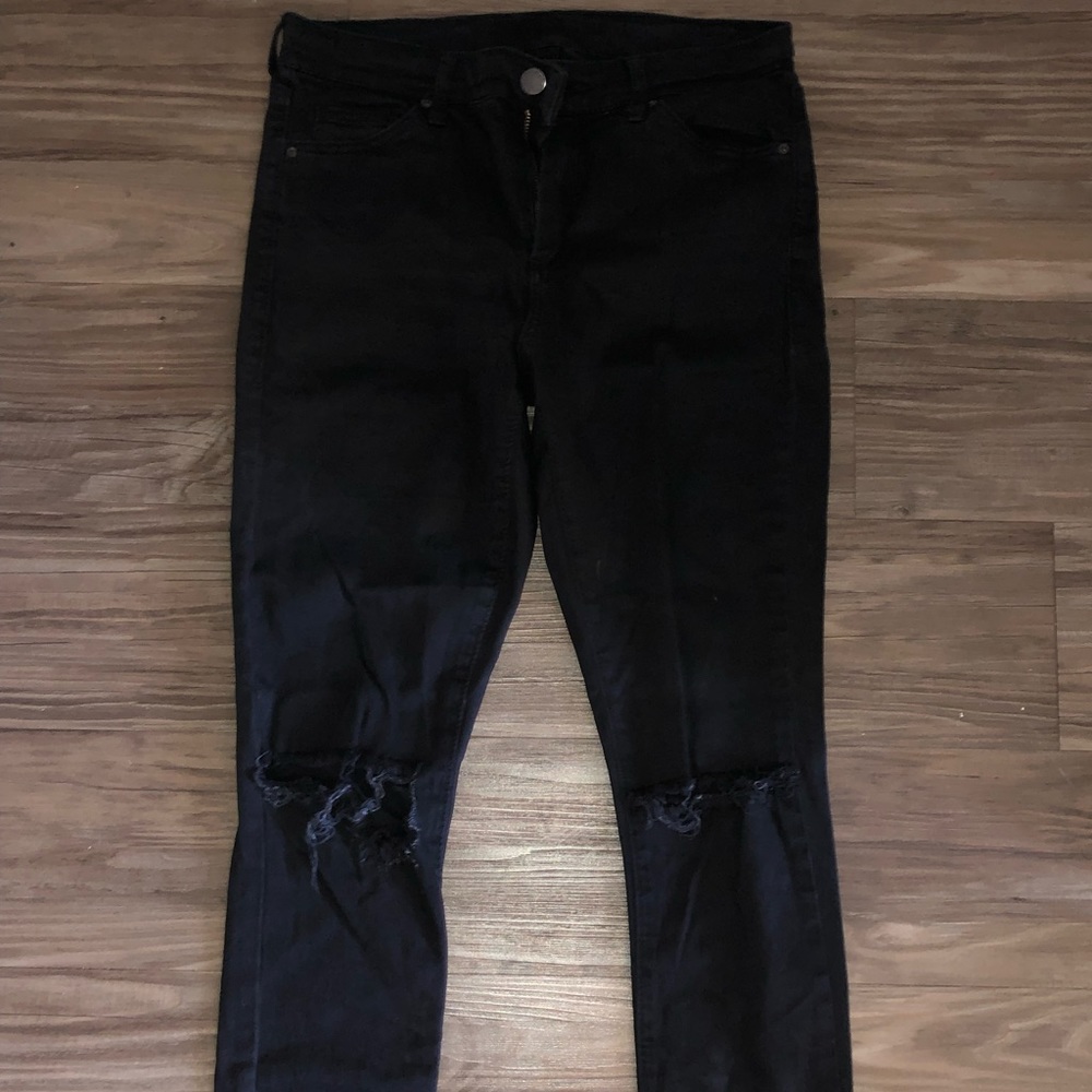 Topshop distressed  black jeans size 28